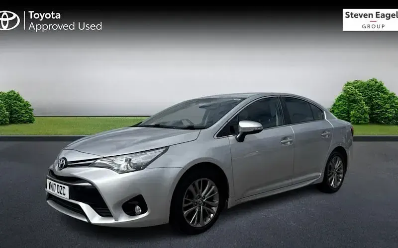 Used Toyota Avensis Business Edition 147 HP (108 kW) 2017 Silver Sedan