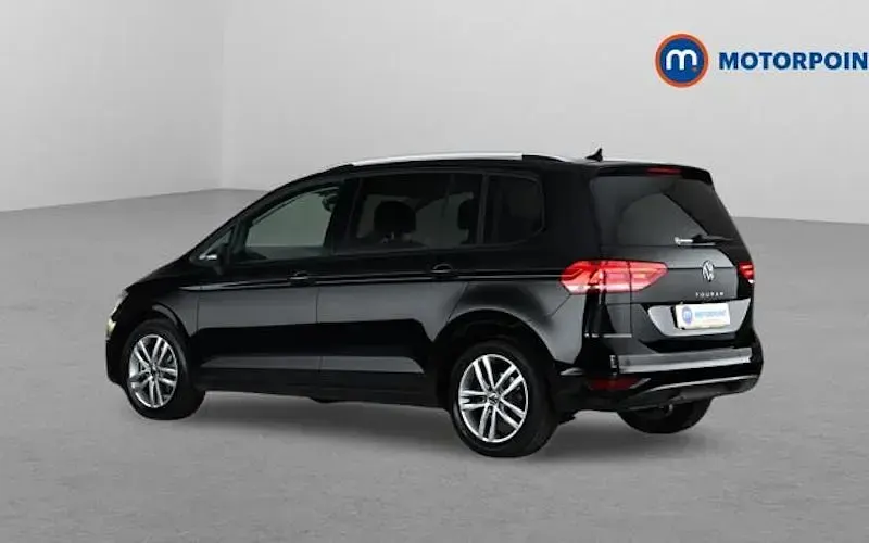 Used VW Touran Match 150 HP (110 kW) 2025 Black MPV