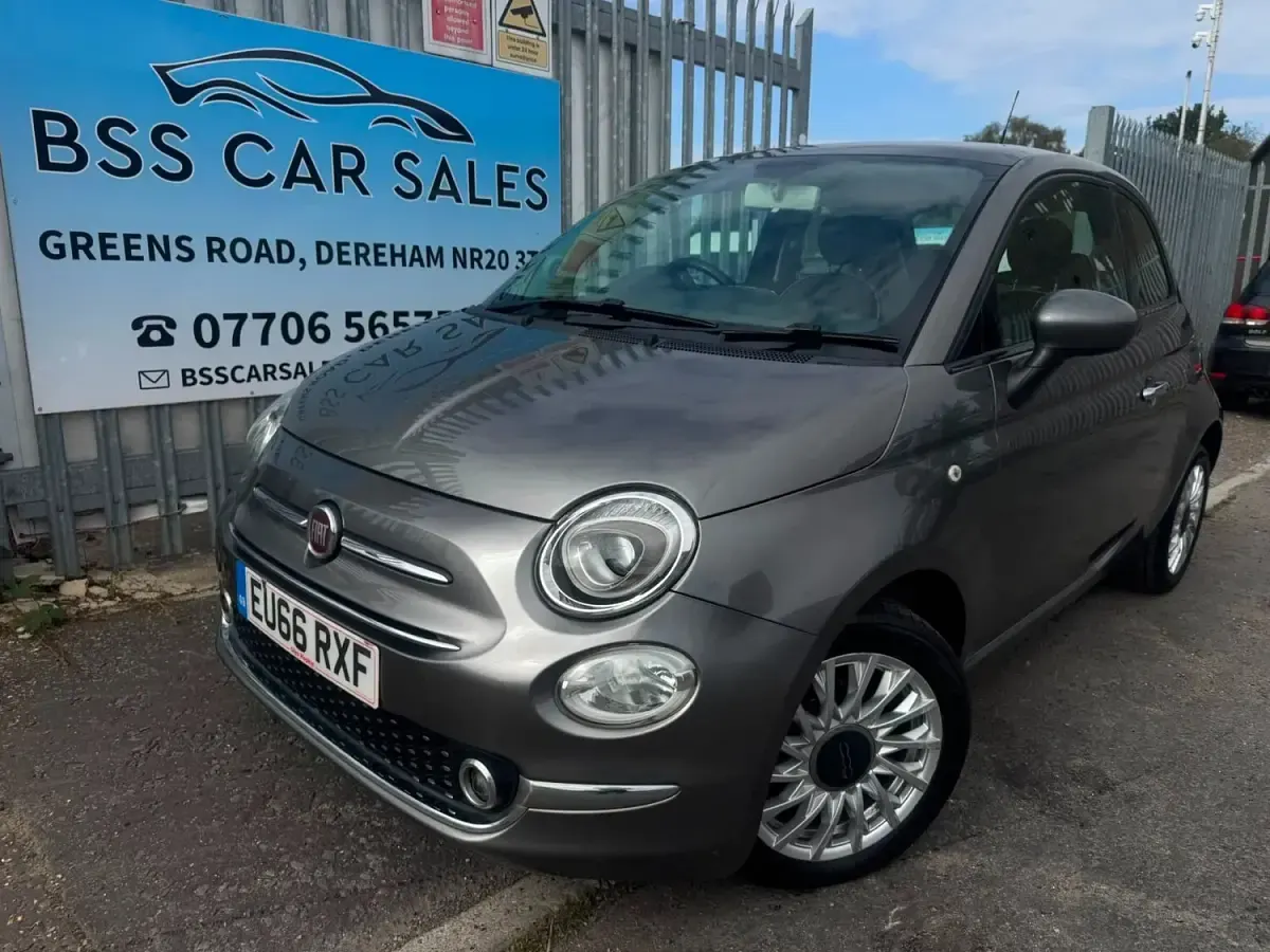 Used Fiat 500 Lounge 70 HP (51 kW) 2016 Grey Hatchback
