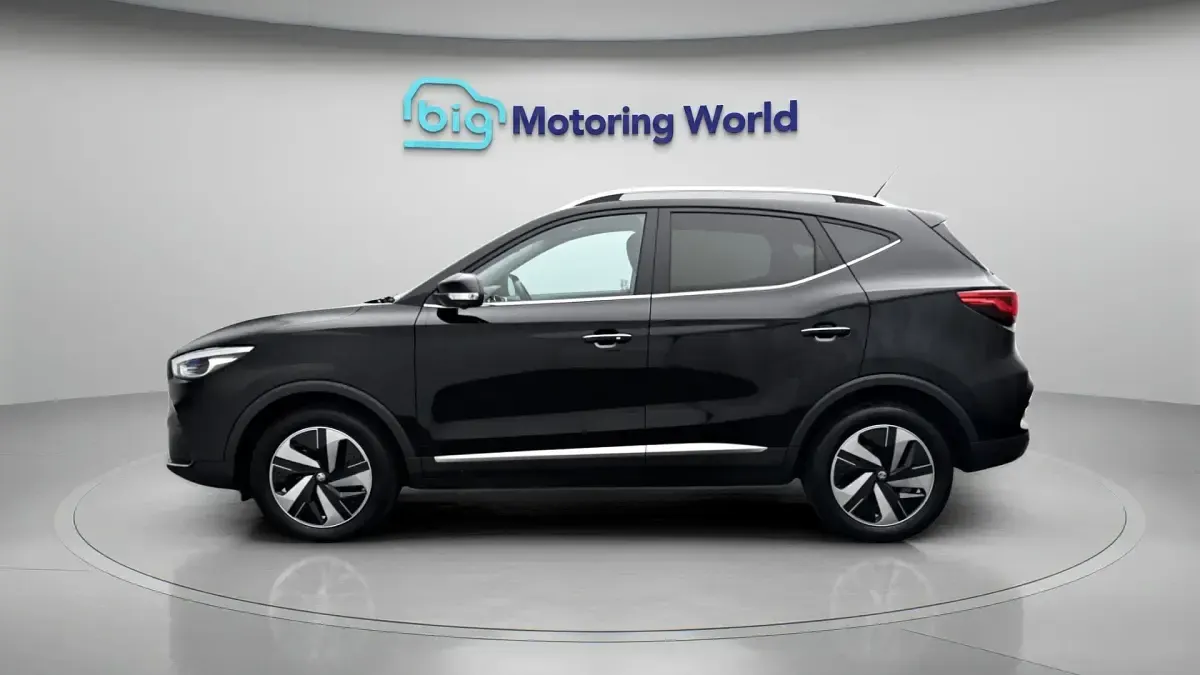 Used MG ZS Trophy 114 kW (156 HP) 2023 Black SUV