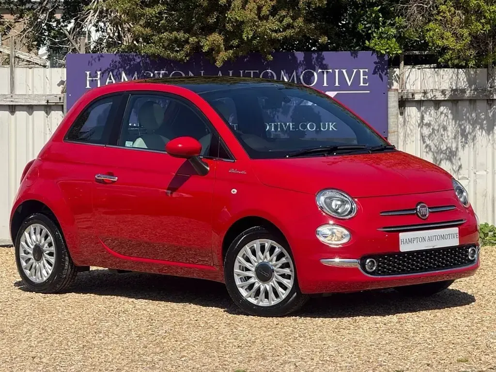 Used Fiat 500 Dolcevita 70 HP (51 kW) 2022 Red Hatchback