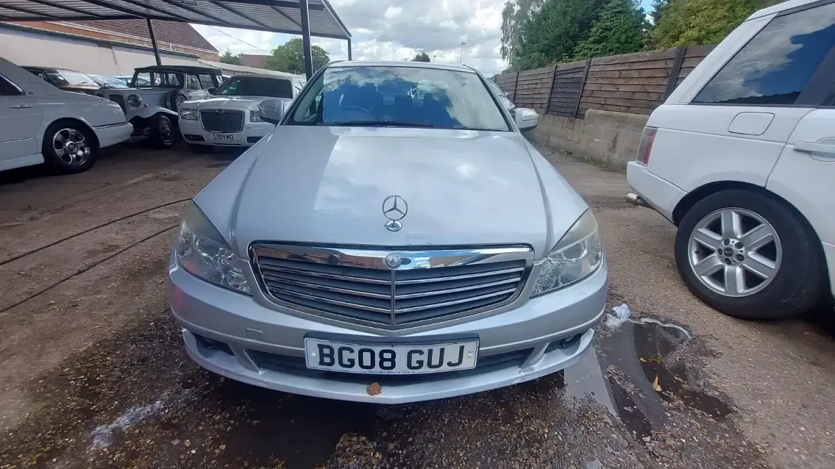 Used Mercedes C220 SE 170 HP (125 kW) 2008 Silver Sedan