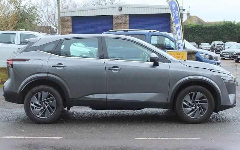 Used Nissan Qashqai Acenta Premium 140 HP (102 kW) 2023 Grey SUV