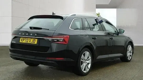 Used Skoda Superb SE L 190 HP (139 kW) 2020 Black Estate