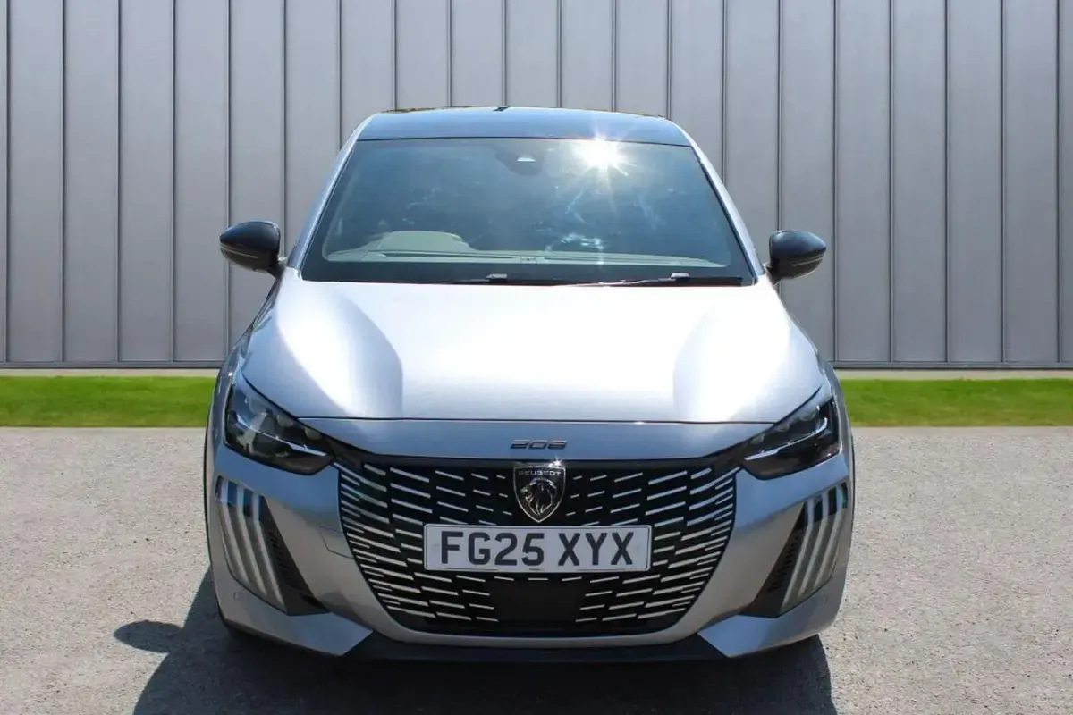 Used Peugeot 208 GT 99 HP (72 kW) 2025 Grey Hatchback