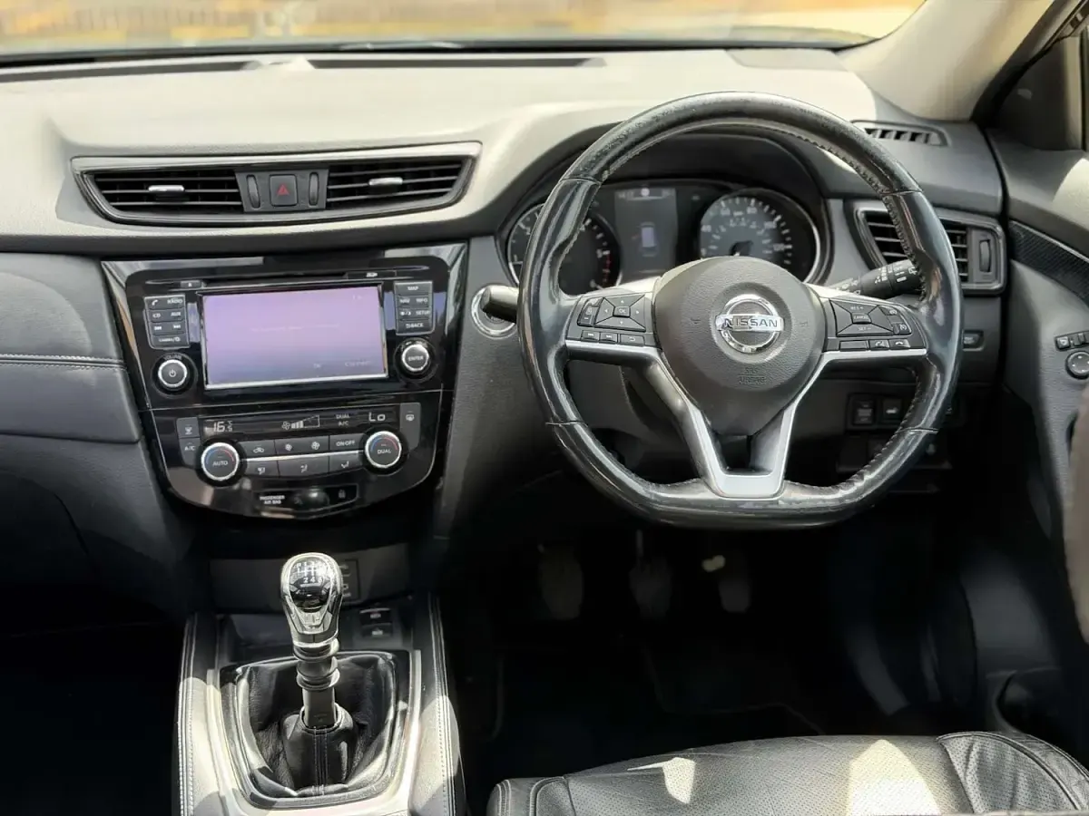 Used Nissan X-Trail Tekna 130 HP (95 kW) 2018 Black SUV