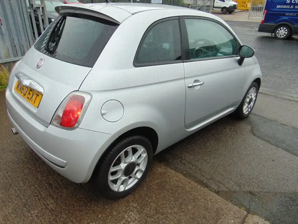 Usado Fiat 500 Sport 95 HP (69 kW) 2010 Prateado Citadino