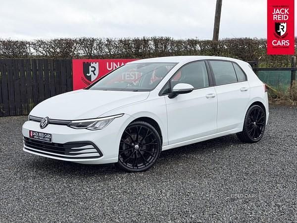 Used VW Golf VII Life 150 HP (110 kW) 2021 White Hatchback