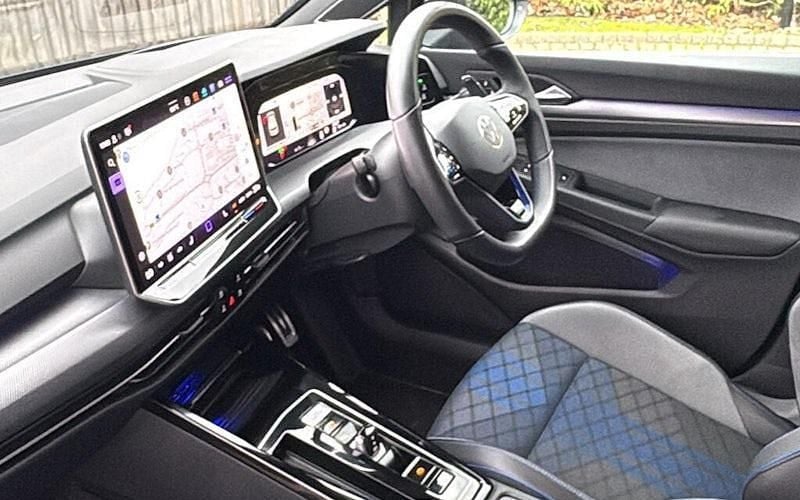 Used VW Golf VIII Black Edition 333 HP (244 kW) 2025 Black Hatchback