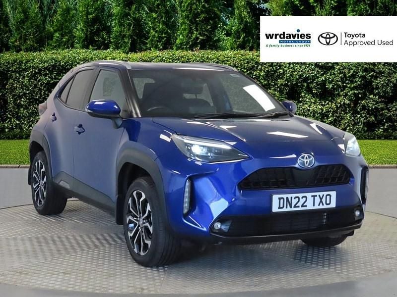 Blue Used 2022 Toyota Yaris Hybrid Design Hatchback | £19,695 (Expensive) - Image 1/4
