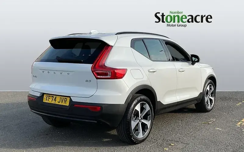 Used Volvo XC40 Plus 163 HP (119 kW) 2026 SUV