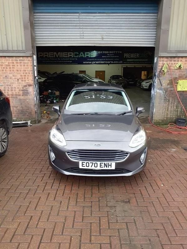 Used Ford Fiesta Titanium 95 HP (69 kW) 2020 Grey Hatchback