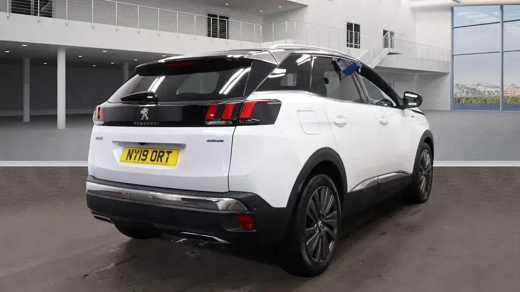 Used Peugeot 3008 Premium 2019 White SUV