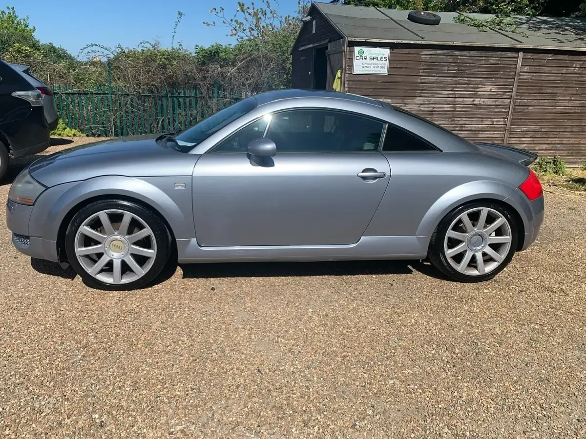 Used Audi TT 225 HP (165 kW) 2003 Silver Coupe
