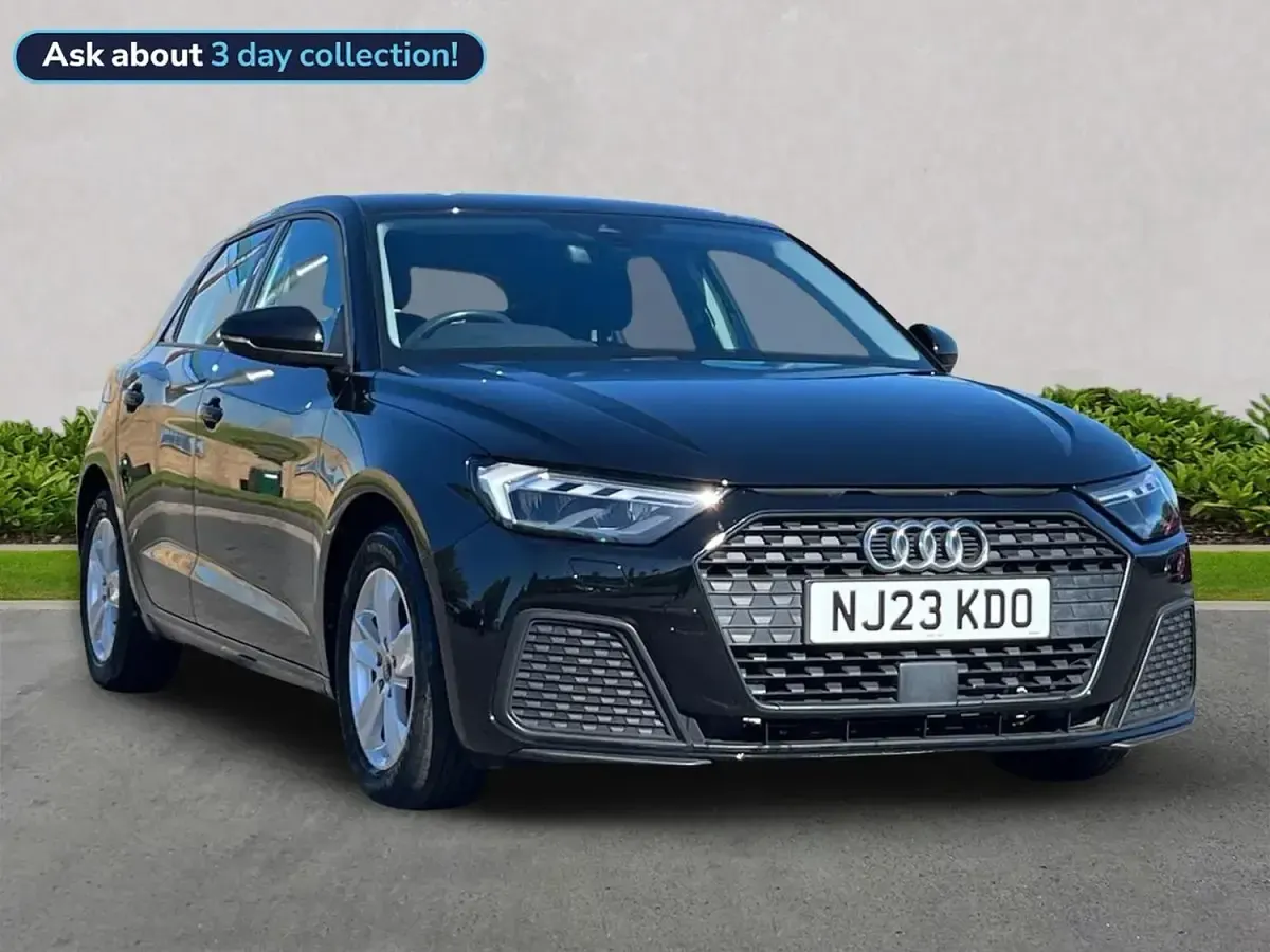 Usado Audi A1 Premium 108 HP (79 kW) 2023 Preto SUV