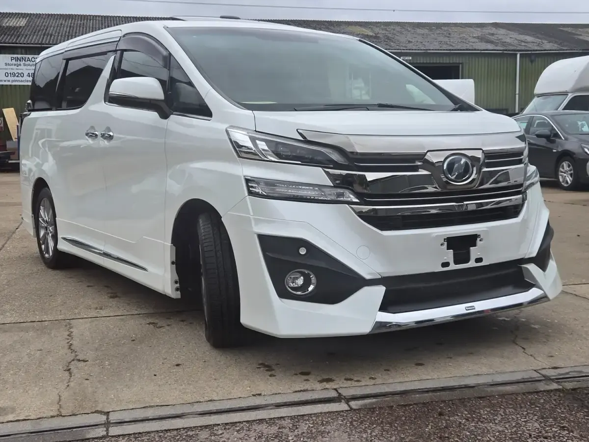 Used Toyota Alphard Executive 2016 White MPV