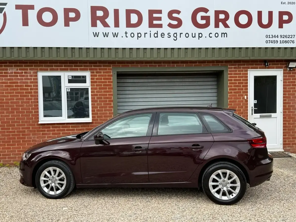 Used Audi A3 Sportback 2013 Red Hatchback