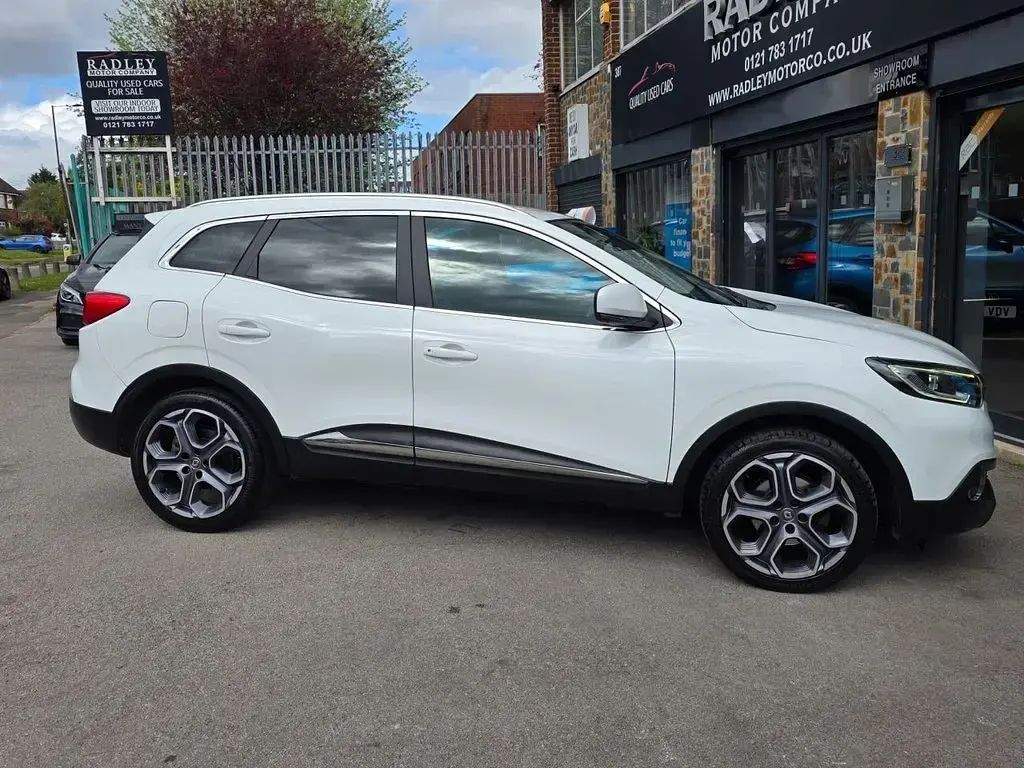 Used Renault Kadjar Dynamique 130 HP (95 kW) 2017 White SUV