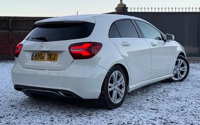 Usado Mercedes A200 Premium 136 CV (100 kW) 2016 Blanco Utilitario