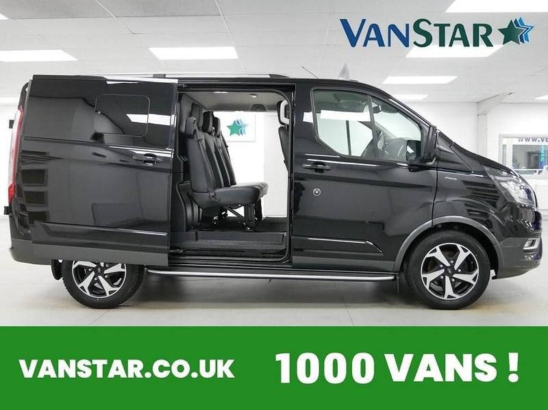 Used Ford Transit Custom Active 170 HP (125 kW) 2022 Black Estate