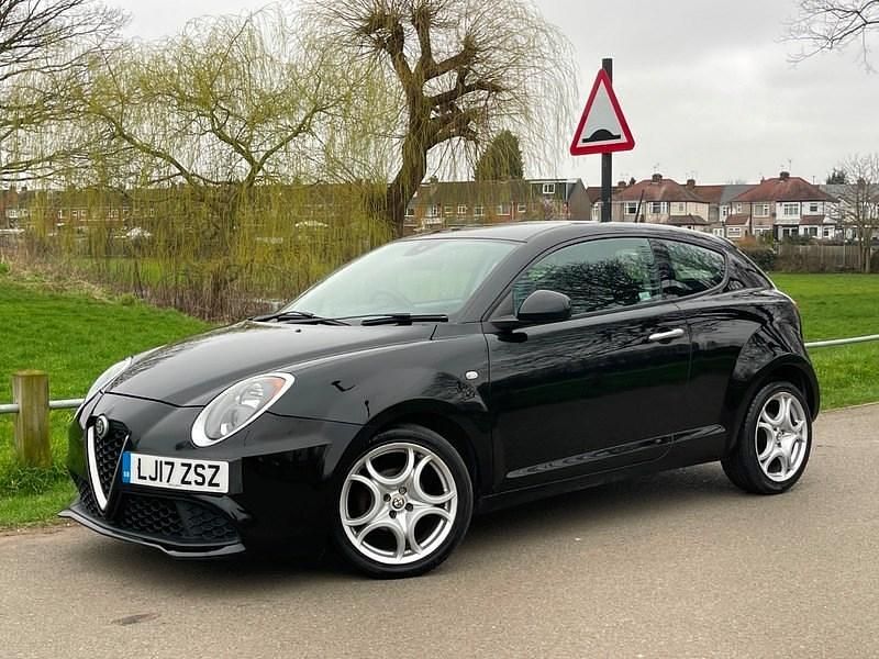 Used Alfa Romeo MiTo 105 HP (77 kW) 2017 Black Hatchback