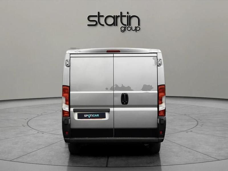 Used Citroën Relay 118 HP (86 kW) 2022 Grey Van