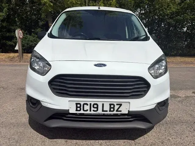Used Ford Transit Trend 2019 White Van