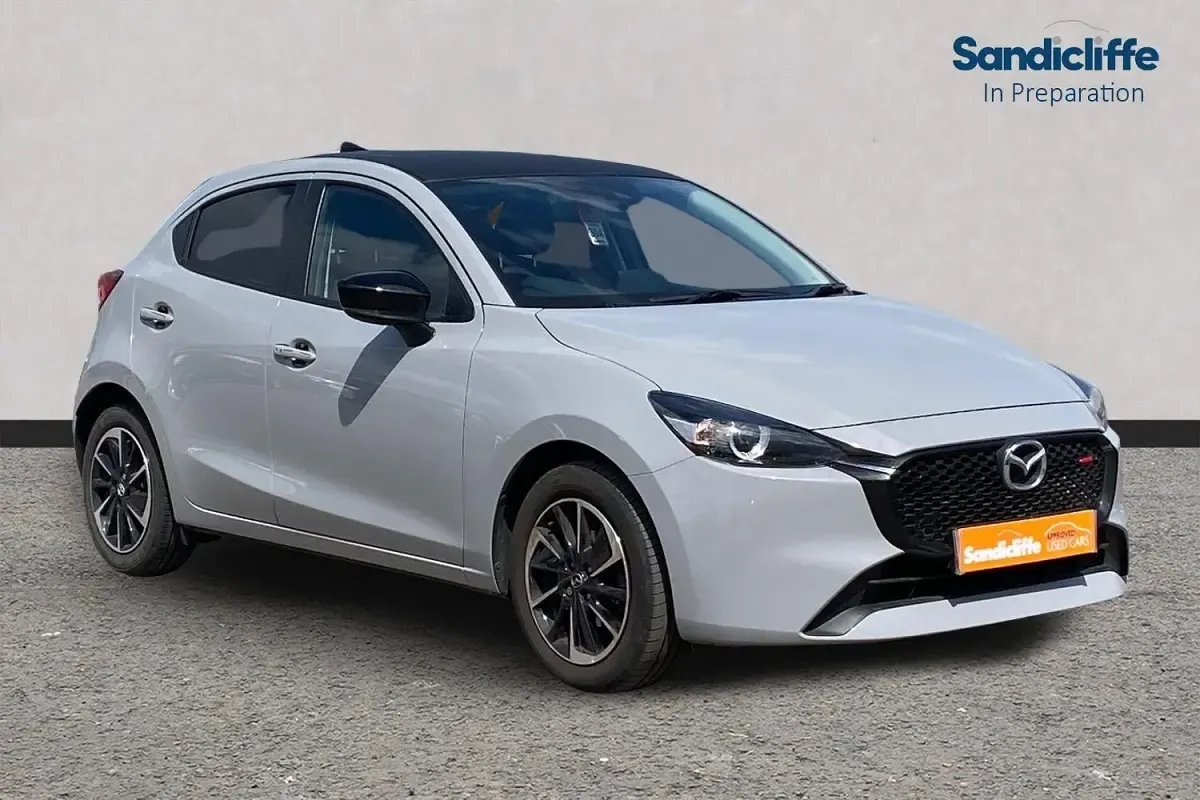 Używany Mazda 2 Homura-Aka 116 KM (85 kW) 2023 Hatchback