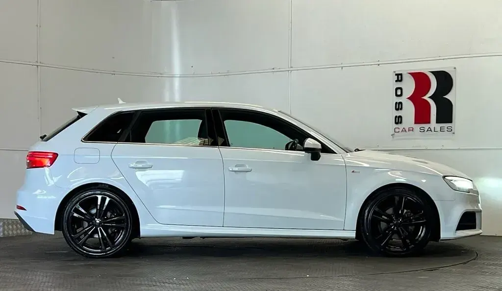 Used Audi A3 S-Line 150 HP (110 kW) 2016 White Hatchback