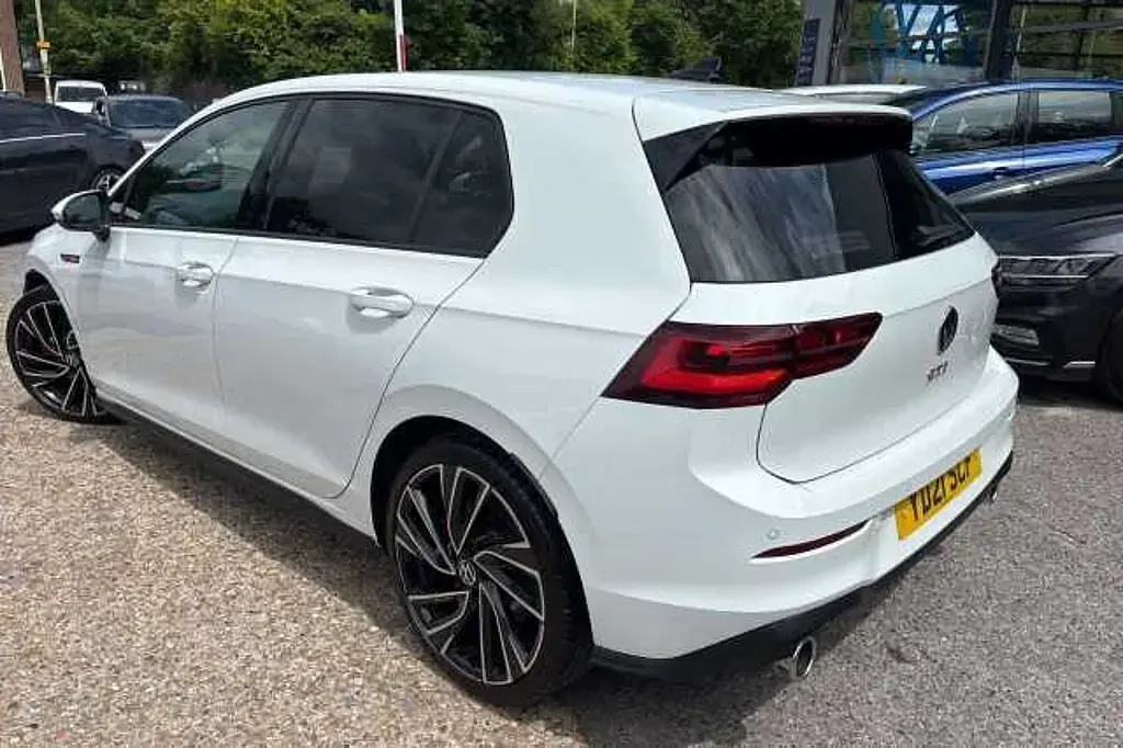Used VW Golf VIII GTI 245 HP (180 kW) 2021