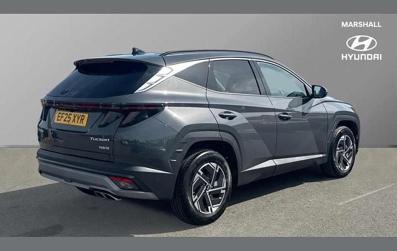Usado Hyundai Tucson Advanced 211 HP (155 kW) 2025 Cinzento SUV