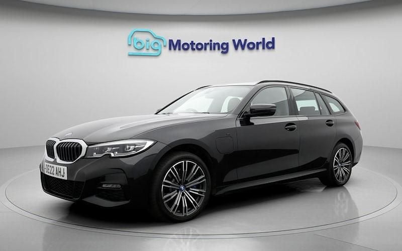 Used BMW 330e M Sport 292 HP (214 kW) 2022 Black Estate