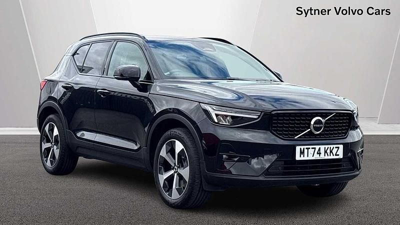 Used 2025 Volvo XC40 Plus SUV | £34,500 (A bit pricey) - Image 1/4
