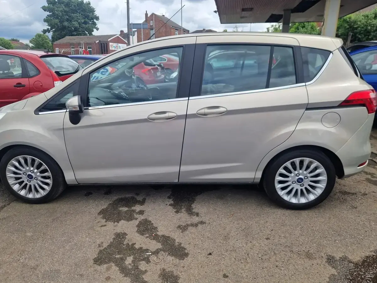 Used Ford B-MAX Titanium 120 HP (88 kW) 2014 Silver MPV