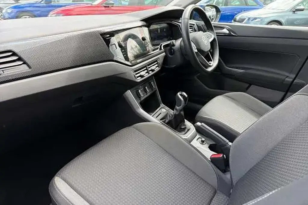 Used VW Taigo Match 115 HP (84 kW) 2025 Blue SUV