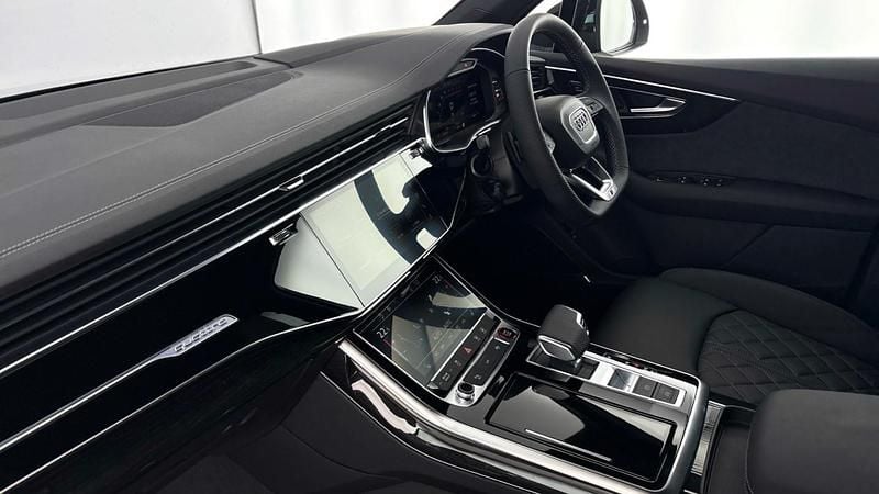 Used Audi SQ7 Black Edition 507 HP (372 kW) 2025 Blue SUV