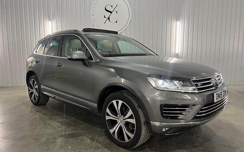 Used 2018 VW Touareg R-line SUV | £12,995 (Super price) - Image 1/4