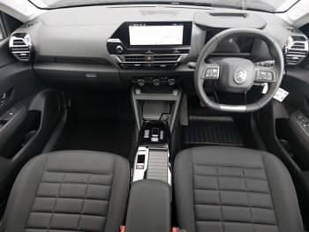 New Citroën C4 131 HP (96 kW) 2026 Metallic  eclipse blue SUV