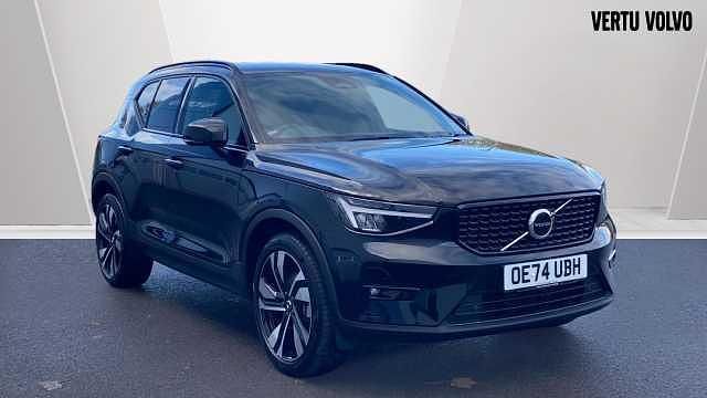 Black Used 2025 Volvo XC40 Plus SUV | £30,950 (Fair price) - Image 1/4