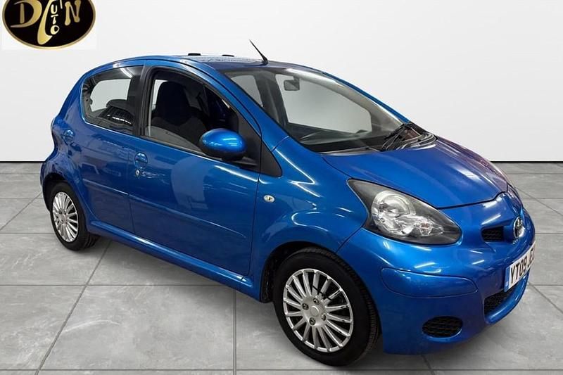 Used Toyota Aygo 2009 Blue Hatchback