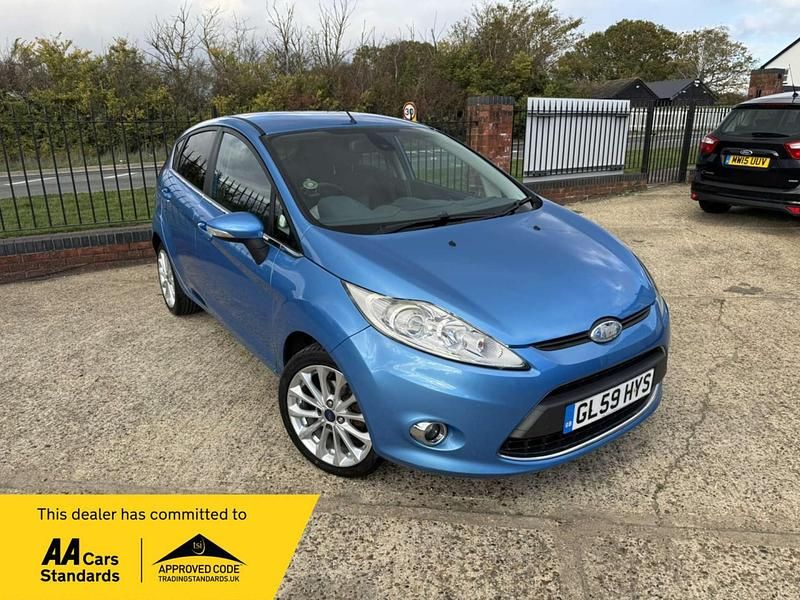 Blue Used 2009 Ford Fiesta Titanium Hatchback | £3,995 (A bit pricey) - Image 1/4