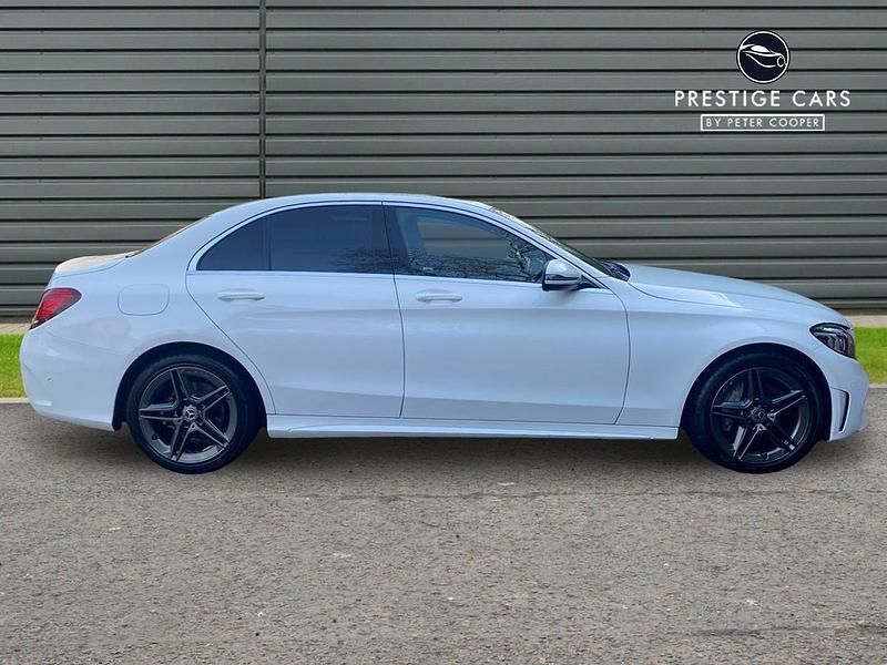 Used Mercedes C200 AMG line 158 HP (116 kW) 2019 White Sedan
