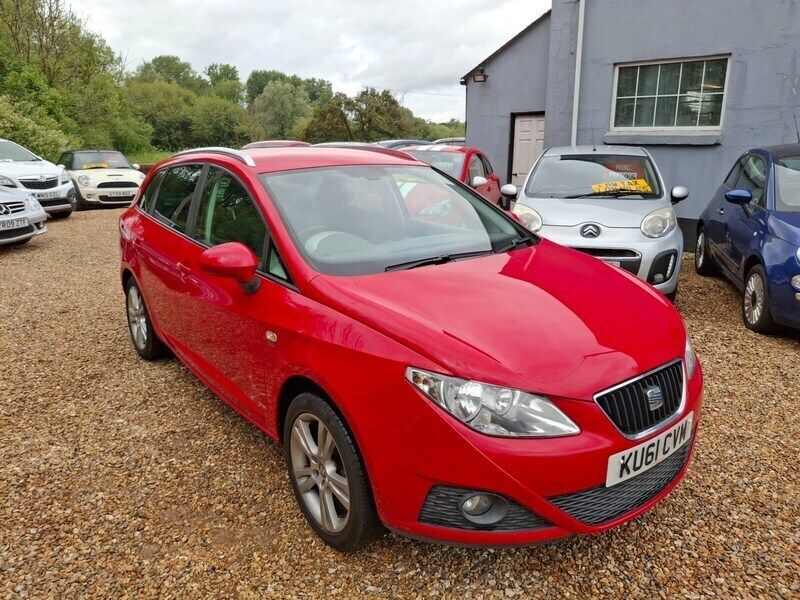 Emocion red Used 2011 Seat Ibiza ST Copa Estate | £7,295 (Fair price) - Image 1/4