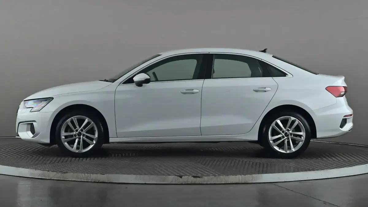 Used Audi A3 Sport 150 HP (110 kW) 2023 White Sedan