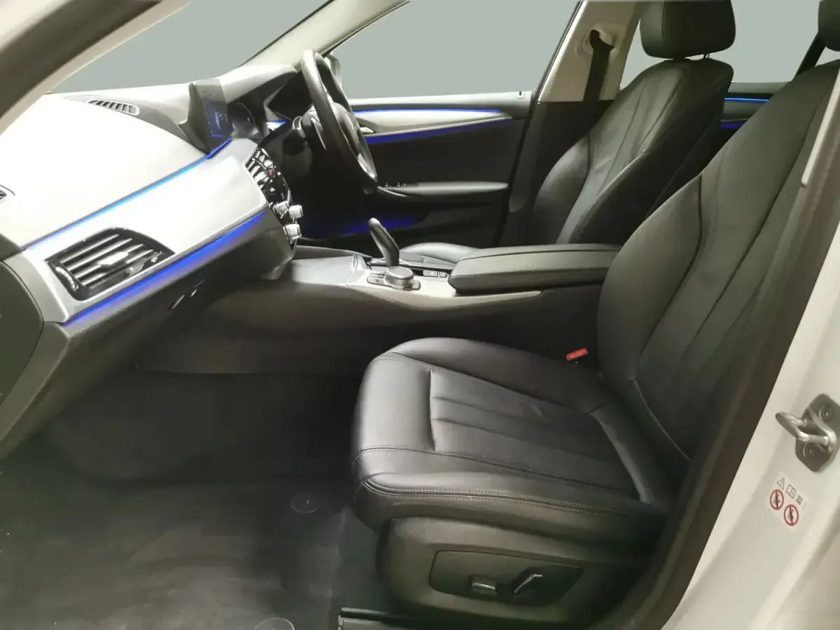 Usado BMW 520 Comfort Edition 2020 Blanco Berlina