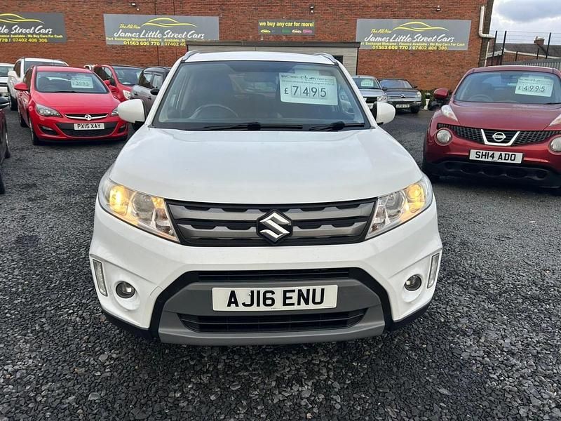 Used Suzuki Vitara SZ-T 2016 White Hatchback