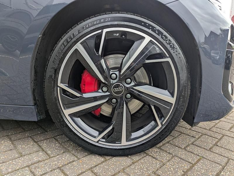 Used Audi A6 e-tron Performance 269 kW (367 HP) 2025 Blue Estate