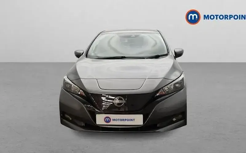 Used Nissan Leaf N-Connecta 110 kW (150 HP) 2025 Hatchback