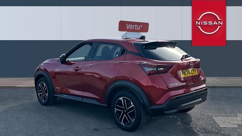 Used Nissan Juke N-Connecta 143 HP (105 kW) 2024 Red SUV