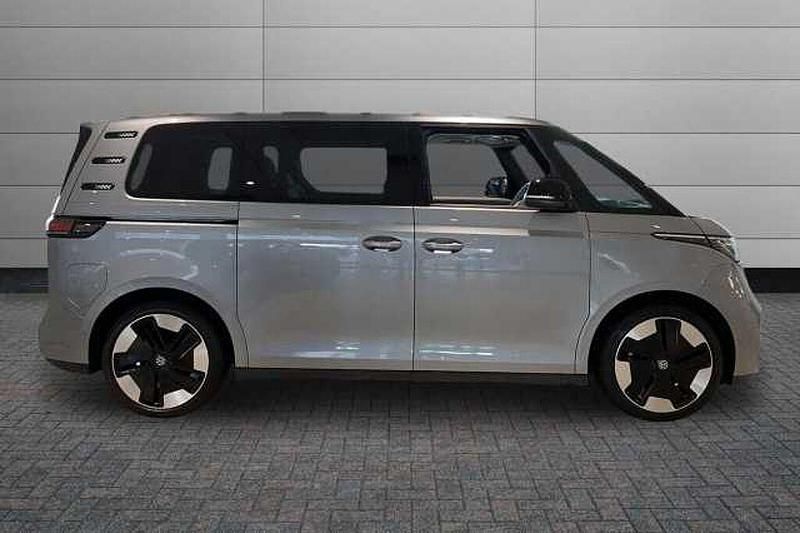 Used VW ID. Buzz Pro 150 kW (204 HP) 2023 Silver MPV